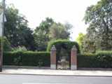[Salisbury House 28/07/2002 - &copy; 2002 Graham Johnson.]