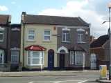 [Alpha Cottages 08/09/2003 - &copy; 2003 Graham Johnson.]
