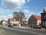 [Hertford Road at Tramway Avenue 08/09/2003 - &copy; 2003 Graham Johnson.]